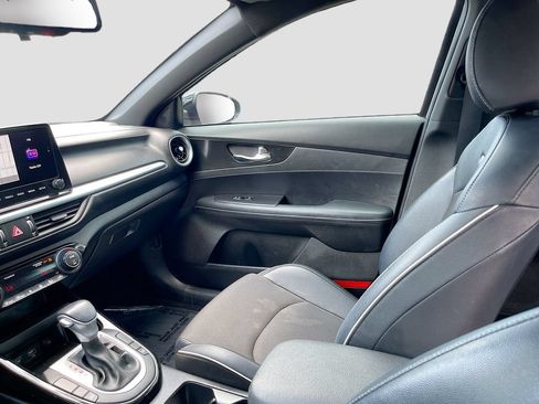 Used 2023 Kia Forte GT-Line w/ GT-Line Premium Package FWD image 25