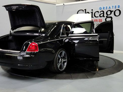 Used 2014 Rolls-Royce Ghost image 12
