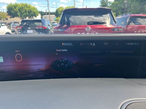 Used 2024 Lincoln Nautilus Reserve image 34