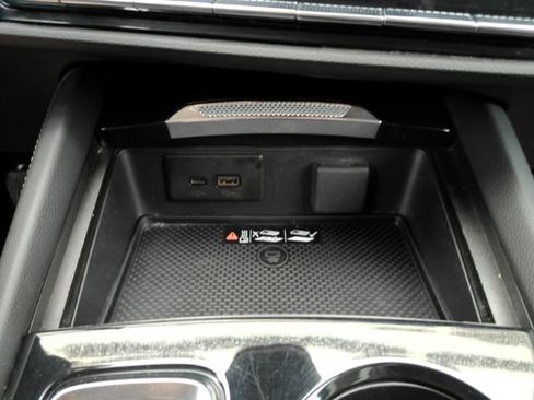 Used 2024 Buick Envision Preferred AWD/4WD image 45
