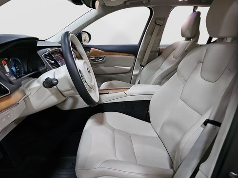 Used 2021 Volvo XC90 T8 Inscription Expression w/ Advanced Package image 17