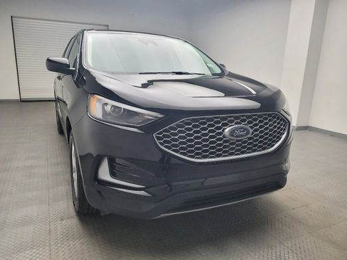Used 2023 Ford Edge SEL image 14
