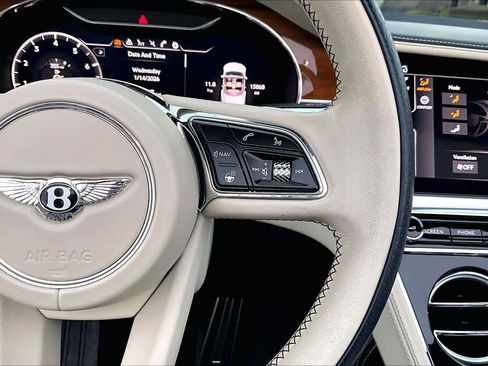 Used 2023 Bentley Continental GT Azure image 24