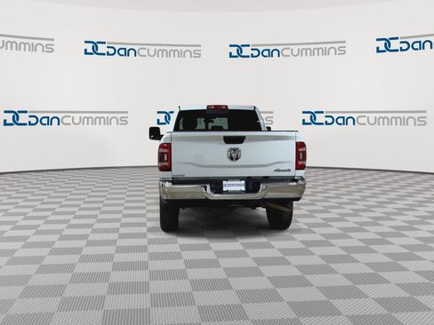 Used 2024 RAM 2500 Tradesman w/ Chrome Appearance Group image 7