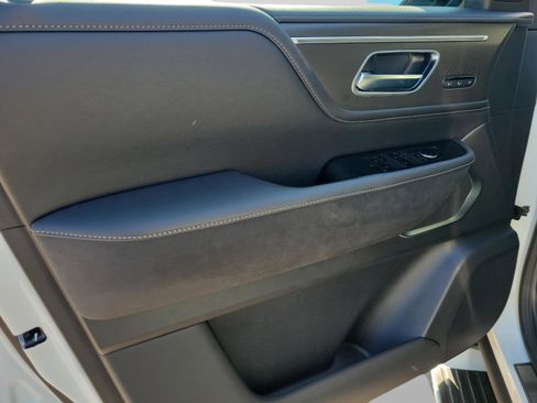 New 2026 INFINITI QX80 Luxe w/ Cargo Package image 16