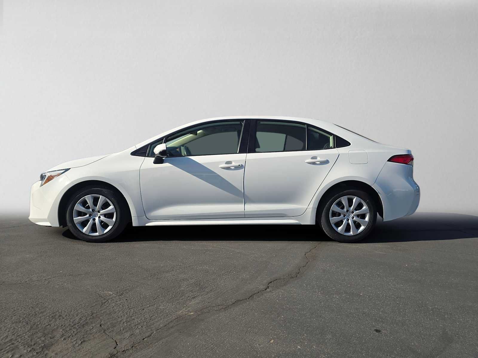 Certified 2023 Toyota Corolla LE FWD image 6