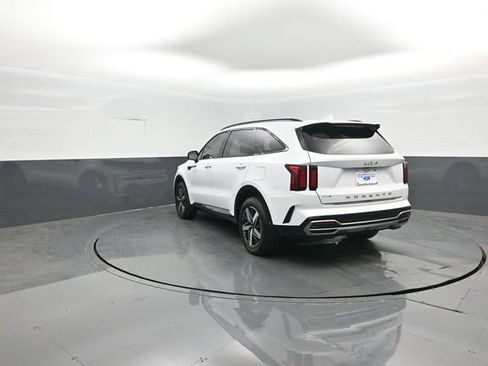 Used 2022 Kia Sorento S w/ Panoramic Sunroof Package FWD image 5