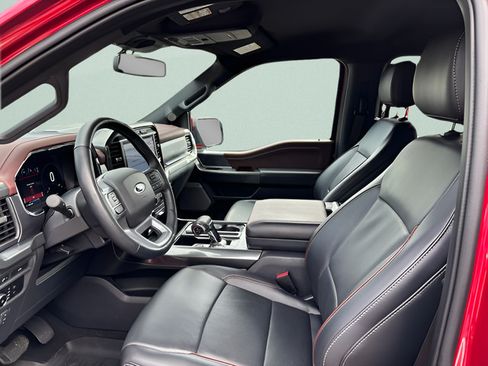 Used 2023 Ford F150 Lariat AWD/4WD image 4