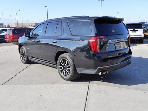 Used 2023 GMC Yukon AT4 image 4