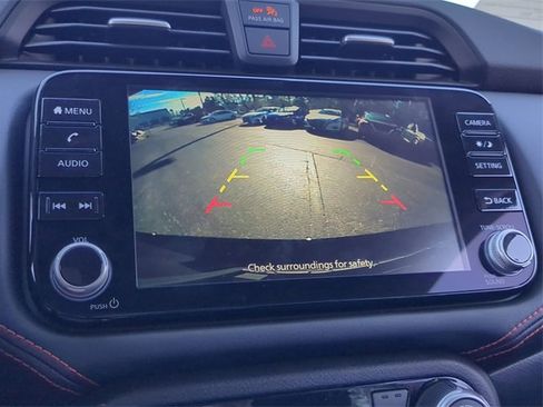 New 2025 Nissan Versa SR w/ Trunk Package image 18