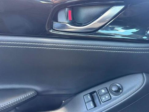 Used 2022 MAZDA MX-5 Miata RF Grand Touring RWD image 11