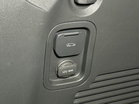 Certified 2024 Kia EV9 Light Long Range image 9