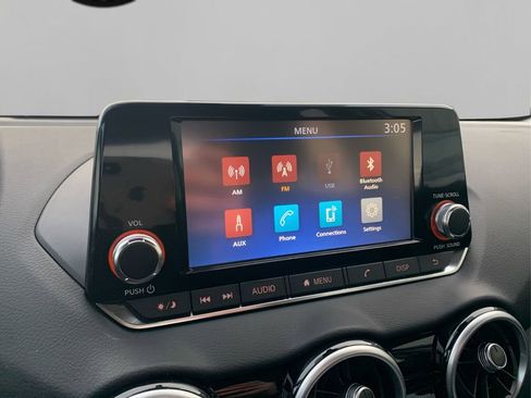 Certified 2025 Nissan Sentra S image 17