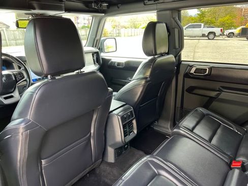 Used 2025 Ford Bronco Outer Banks AWD/4WD image 28