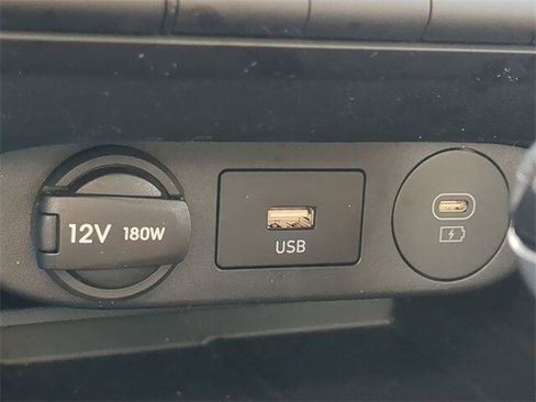 Certified 2025 Hyundai Elantra Sport image 19