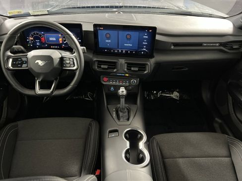Used 2024 Ford Mustang Coupe image 22