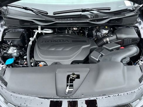 Used 2026 Honda Odyssey Touring image 30