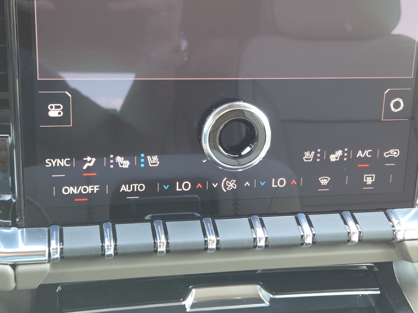 New 2026 GMC Yukon Denali w/ Denali Reserve Package AWD/4WD image 39