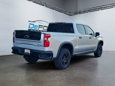 Used 2022 Chevrolet Silverado 1500 ZR2 image 3