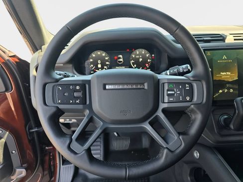New 2026 Land Rover Defender 90 X-Dynamic SE AWD/4WD image 15
