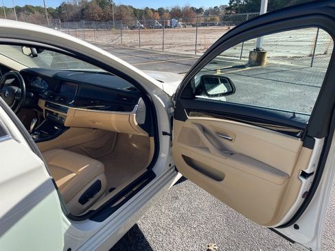 Used 2015 BMW 528i Sedan image 20