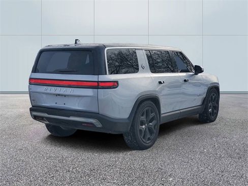 Used 2024 Rivian R1S Adventure image 4