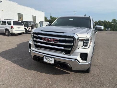 Used 2021 GMC Sierra 1500 SLE w/ X31 Off-Road Package AWD/4WD image 5