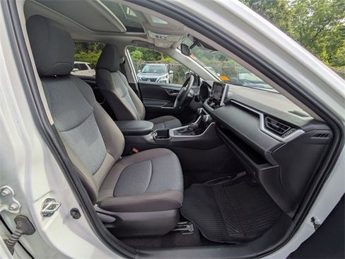 Used 2023 Toyota RAV4 XLE image 32