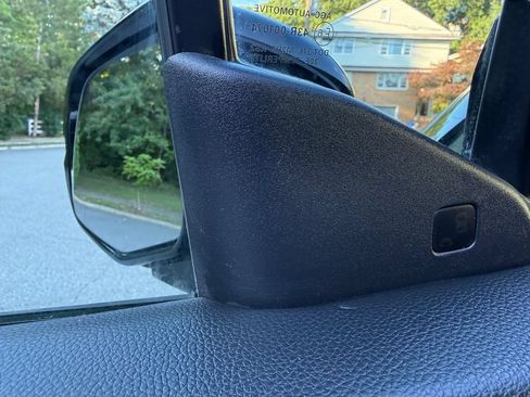 Used 2016 Honda Pilot Elite image 13