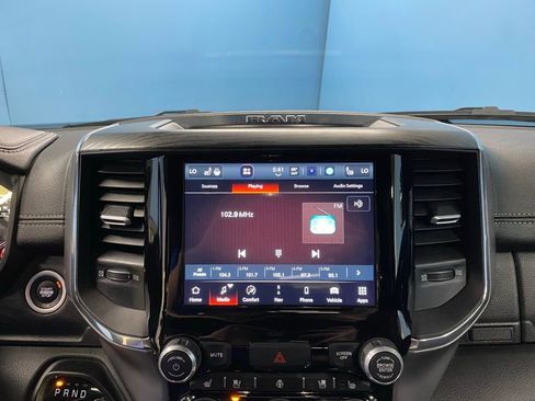 Used 2024 RAM 1500 Laramie image 27