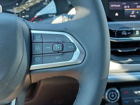 New 2026 Jeep Compass Limited AWD/4WD image 17