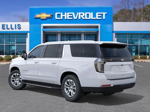 New 2026 Chevrolet Suburban LT w/ Comfort Package image 37