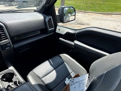 Used 2019 Ford F150 Raptor w/ Equipment Group 802A Luxury AWD/4WD image 19