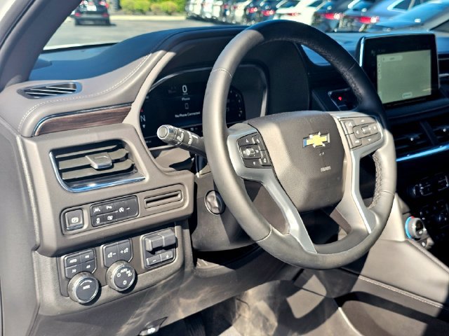 Used 2024 Chevrolet Tahoe LT w/ LT Signature Package AWD/4WD image 16