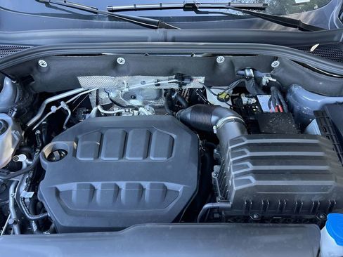 Certified 2025 Volkswagen Atlas SEL image 27