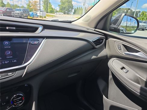 Used 2023 Buick Encore GX Select w/ Sport Touring Package image 17