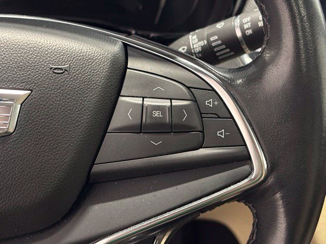 Used 2019 Cadillac XT5 Luxury AWD/4WD image 18