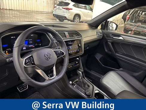 Certified 2024 Volkswagen Tiguan SE R-Line image 20