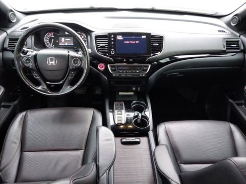 Used 2022 Honda Ridgeline Black Edition image 12