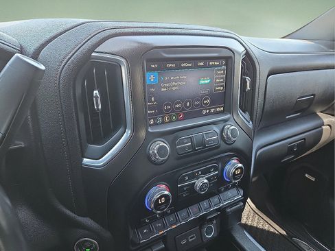 Used 2021 GMC Sierra 1500 AT4 AWD/4WD image 16