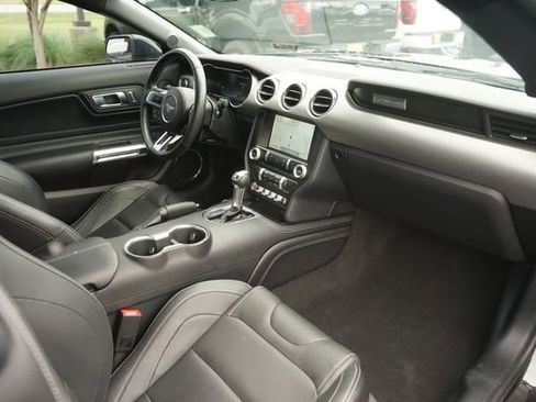 Used 2022 Ford Mustang GT Premium w/ Equipment Group 401A RWD image 13