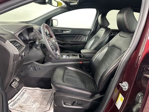 Used 2023 Ford Edge ST-Line w/ Class II Trailer Tow Package image 21