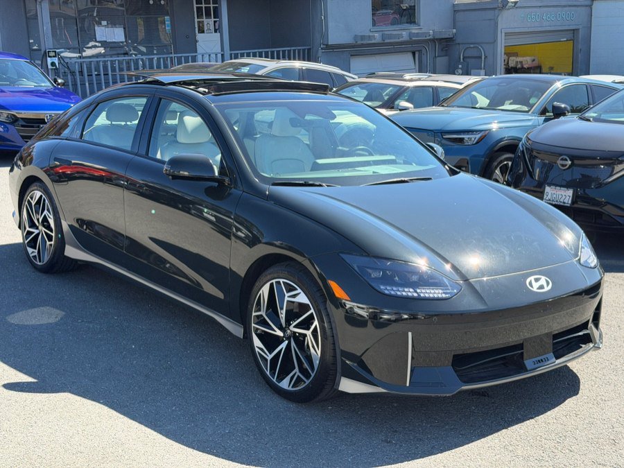 Used 2023 Hyundai Ioniq 6 Limited w/ Cargo Package RWD image 3