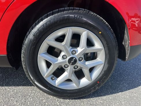 Used 2024 Kia Soul LX w/ Option Group 015 image 25