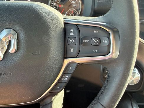 Used 2025 RAM 1500 Laramie AWD/4WD image 21