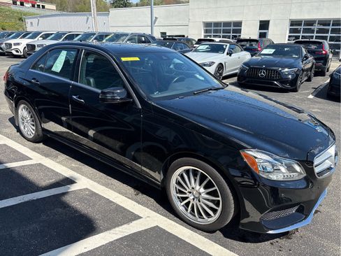 Used 2014 Mercedes-Benz E 350 4MATIC Sedan image 7