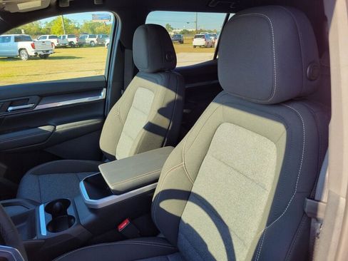 New 2026 GMC Terrain Elevation image 11