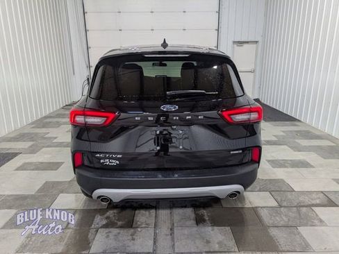 Used 2023 Ford Escape Active image 3