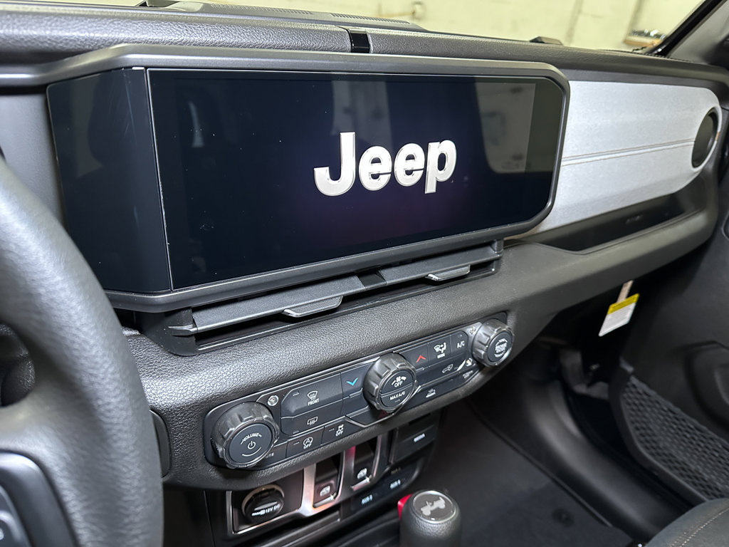 New 2026 Jeep Wrangler Sport AWD/4WD image 31