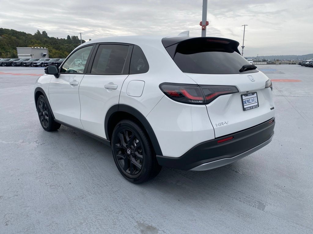 Certified 2024 Honda HR-V Sport image 10